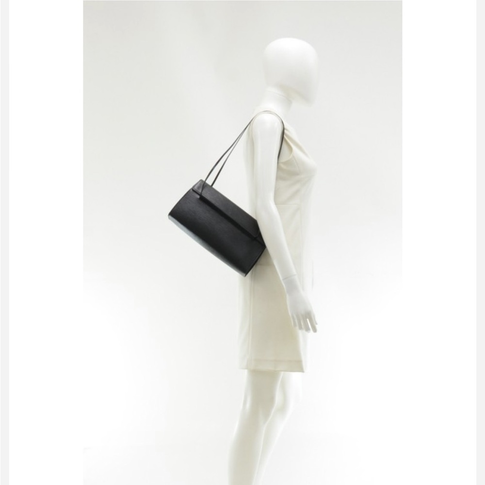 Louis Vuitton Dinard Black Epi Leather
Shoulder Bag - Picture 3 of 8
